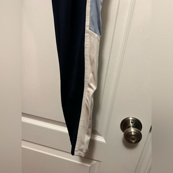 Lou & Grey athletic blue side stripe women’s large Yoga Pants - Picture 6 of 10